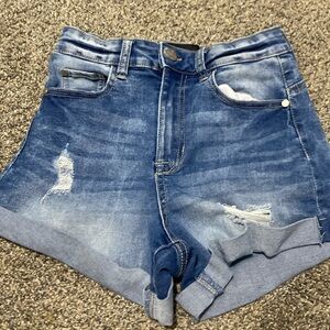 size 1 kendall + kylie jean shorts